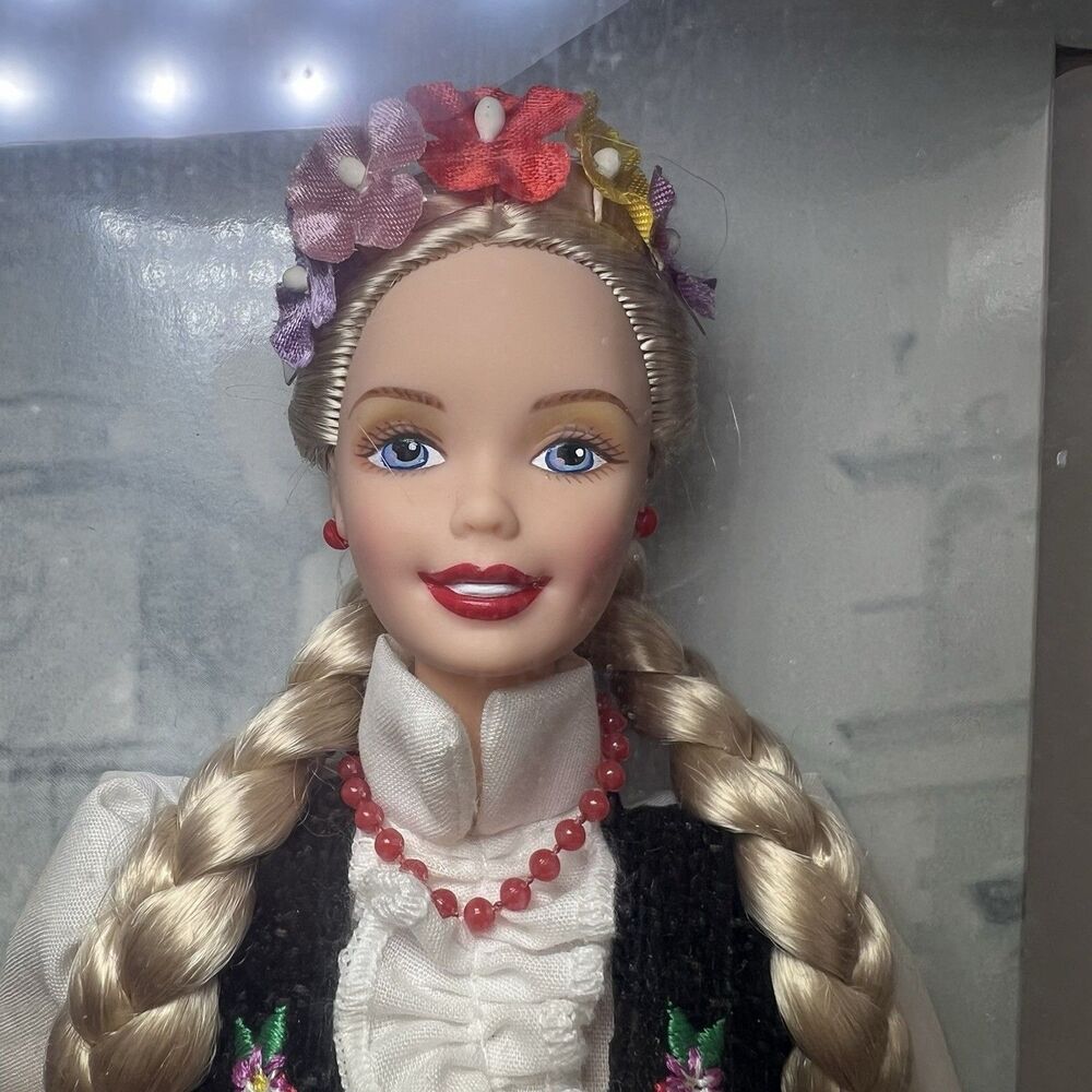 Polish Barbie Dolls of the World Collector Edition Mattel #18560 NRFB Vtg 1997